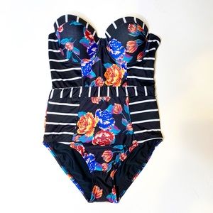 ModCloth | Harper Floral Striped Swimsuit Sz. M